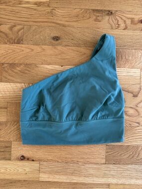 lululemon athletica Asymmetrical One-Shoulder Sports Bra